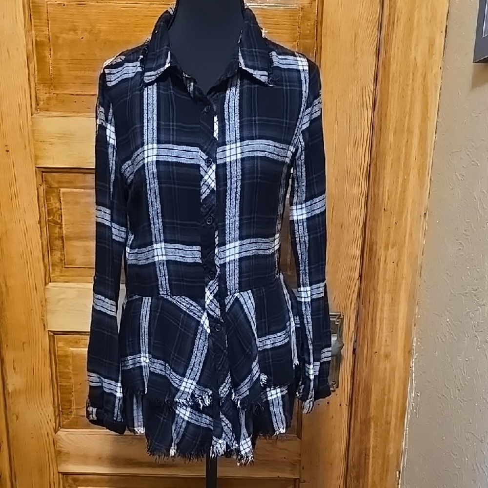 Grace & Lace Black and White Peplum Plaid Button Down Shirt XS